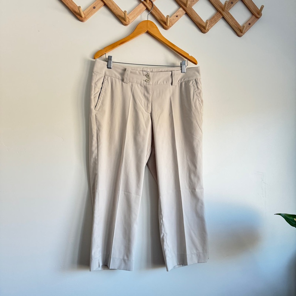 Nike Golf Dri Fit Womens Capri Size 10/M